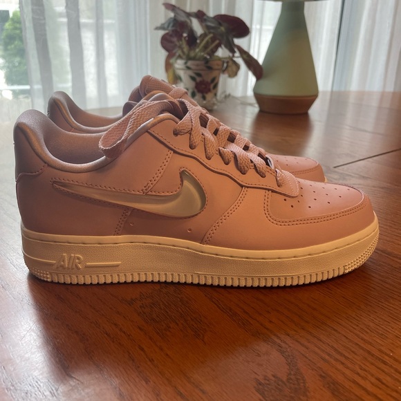 Nike Shoes - Nike Air Force 1 Low '07 SE Premium Jelly Jewel Size 7